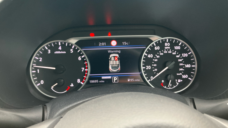 Nissan Juke 1.0 DiG-T 114 N-Connecta 5dr DCT Petrol Hatchback